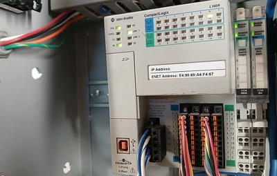 Essential PLC Selection Guide: 5 Critical Features for Industrial Automation Success